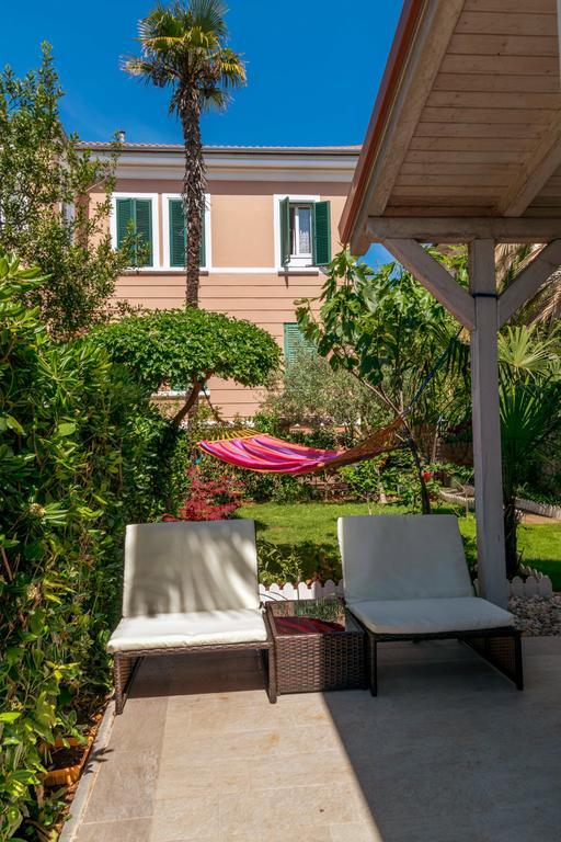 Apartment Beachfront House With Private Jacuzzi And Garden Zadar