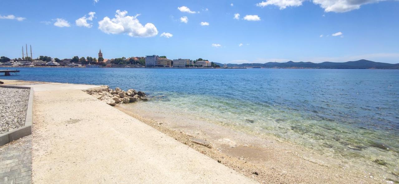 Beachfront House With Private Jacuzzi And Garden * Zadar